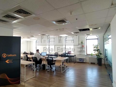 комерційна за адресою Богдана Хмельницького вул., 19