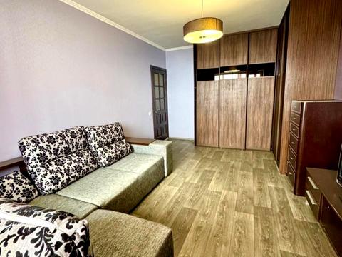 квартира за адресою Ахсарова вул., 1