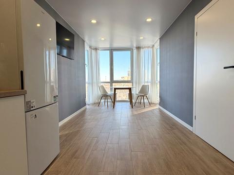 квартира за адресою Олега Мудрака вул. (Генерала Наумова), 1-Б