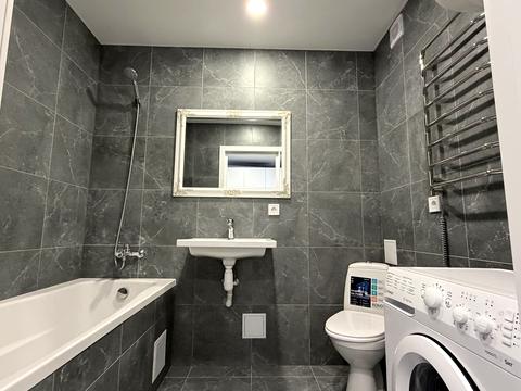 квартира за адресою Олега Мудрака вул. (Генерала Наумова), 1-Б