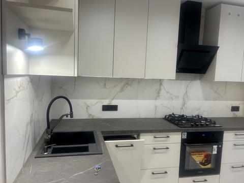 квартира за адресою Мартинова просп., (вул. Молодіжна, 10)