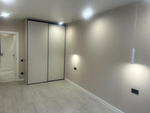 квартира за адресою Мартинова просп., (вул. Молодіжна, 10)