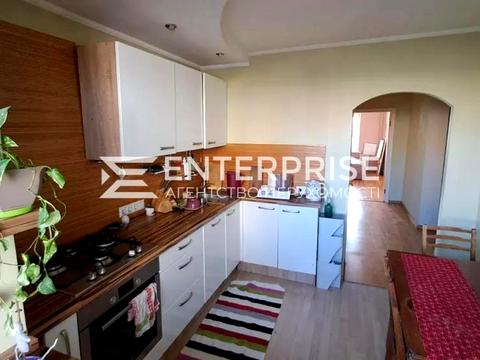 квартира по адресу Ревуцкого ул., 8