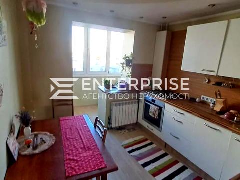 квартира по адресу Ревуцкого ул., 8