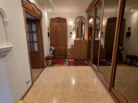 квартира за адресою Миколи Голего вул. (Лебедєва-Кумача), 5