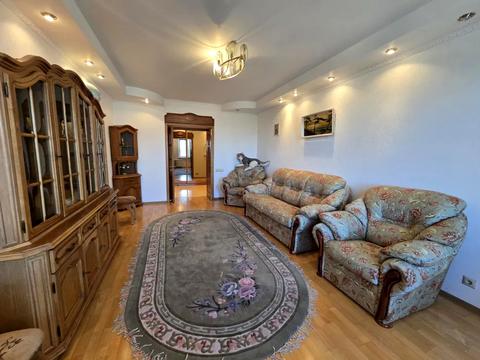 квартира за адресою Миколи Голего вул. (Лебедєва-Кумача), 5