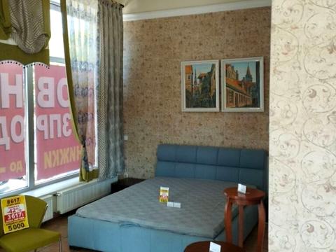 комерційна за адресою Староміська вул., 52