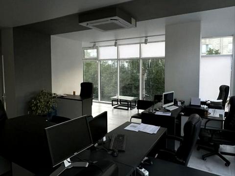 комерційна за адресою Грушевського вул., 51