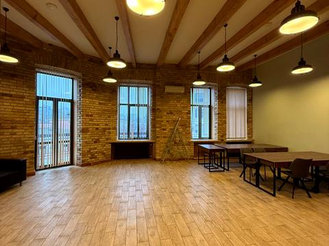 комерційна за адресою Велика Житомирська вул., 8/14