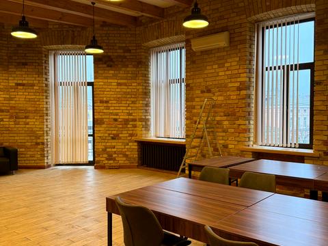 комерційна за адресою Велика Житомирська вул., 8/14