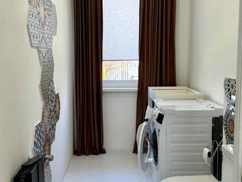 дом по адресу  ул.