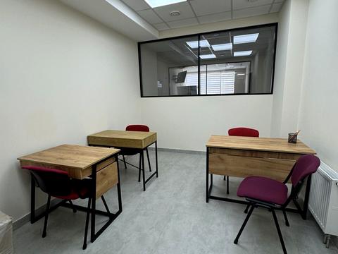 коммерческая по адресу Университетская ул., 3/1