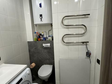 квартира за адресою Київ, Микільсько-Слобідська вул., 8