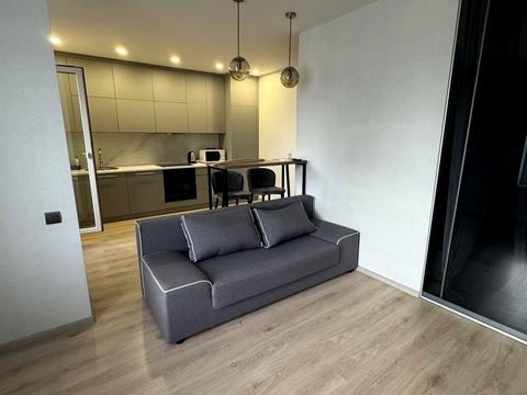 квартира за адресою Київ, Микільсько-Слобідська вул., 8