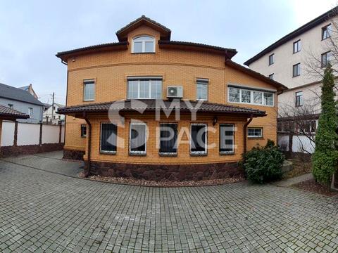 коммерческая по адресу Купʼянська ул., 38