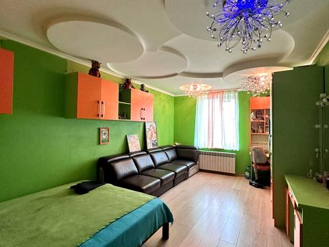 квартира за адресою Паркова вул., 79