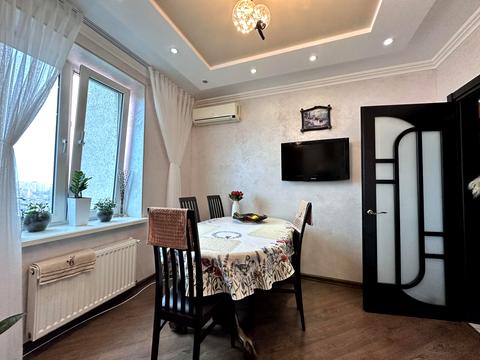 квартира за адресою Паркова вул., 79