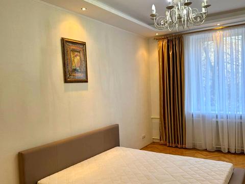 квартира за адресою Новонаводницька вул. (Лаврська), 6