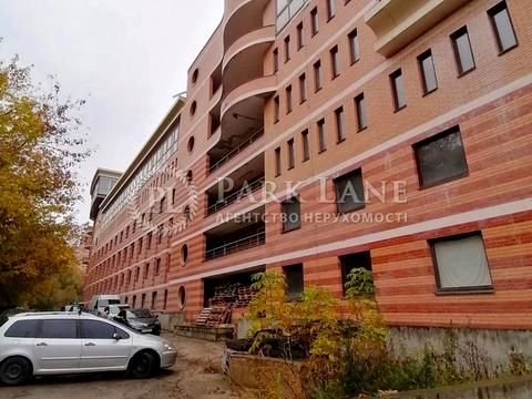 паркоместо по адресу Старонаводницкая ул., 10-А