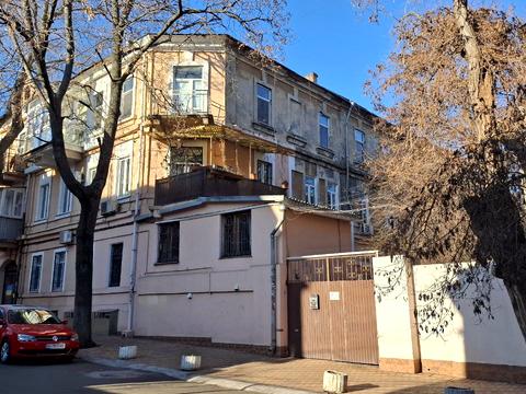 квартира за адресою Олександра Ройтбурда пров. (Ляпунова), 8