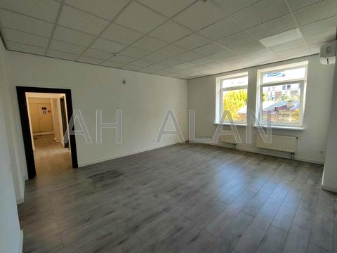 комерційна за адресою Провіантська вул. (Галі Тимофєєвої), 3