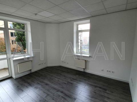 комерційна за адресою Провіантська вул. (Галі Тимофєєвої), 3