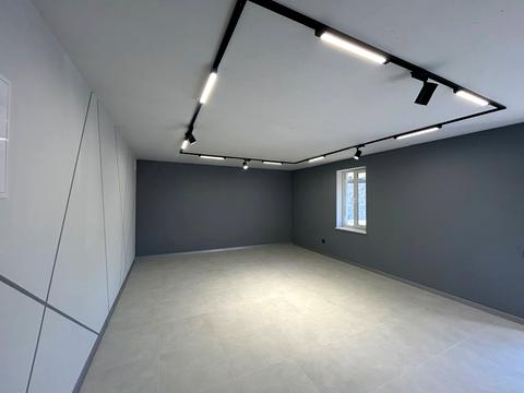 коммерческая по адресу Стара Дорога вул., 22