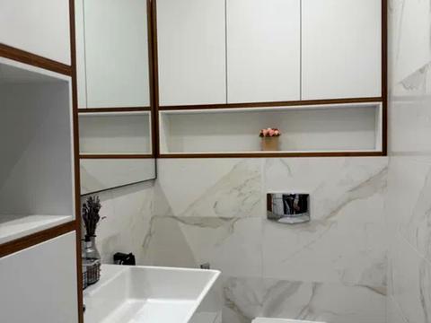 квартира за адресою Сергія Колоса вул. (Леніна), (Будинок)