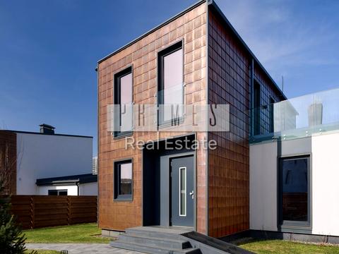 будинок за адресою Лютнева вул., 58