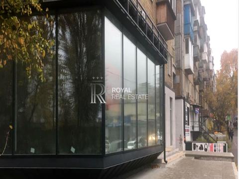 комерційна за адресою Київ, Чоколівський бульв., 37