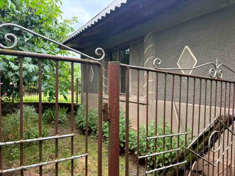 будинок за адресою Садова