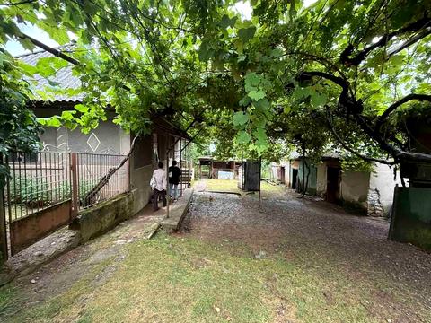 будинок за адресою Садова