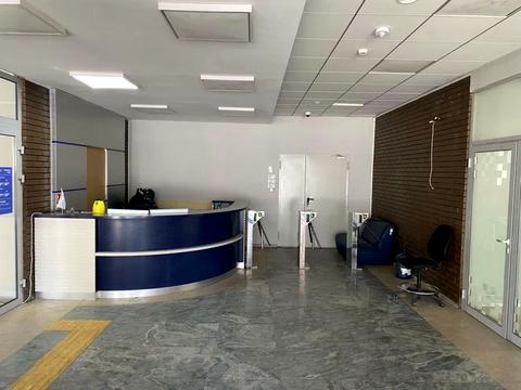 коммерческая по адресу Старонаводницкая ул., 19