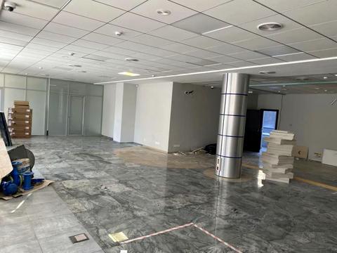 комерційна за адресою Старонаводницька вул., 19