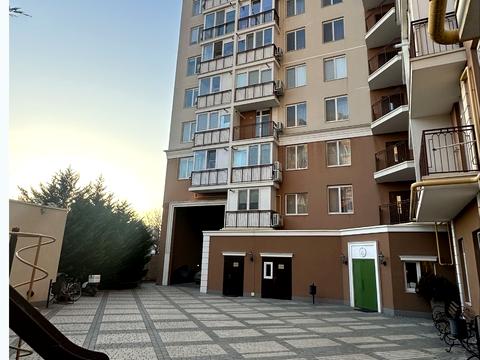 квартира за адресою Євгена Чикаленка вул., 43