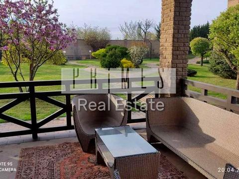 дом по адресу Деснянская ул.