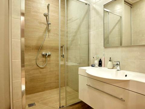 квартира за адресою Анатолія Петрицького вул., 15-А