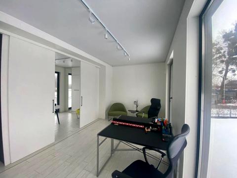 комерційна за адресою с. Щасливе, озерна, 1