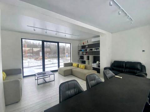 комерційна за адресою с. Щасливе, озерна, 1