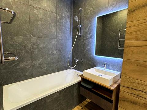 квартира за адресою Затишна вул., 4