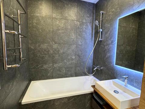 квартира за адресою Затишна вул., 4