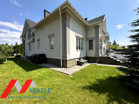 будинок за адресою Катерини Білокур вул., 13