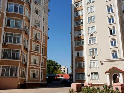 комерційна за адресою Каркашадзе пров. (Цегляний), 3/1