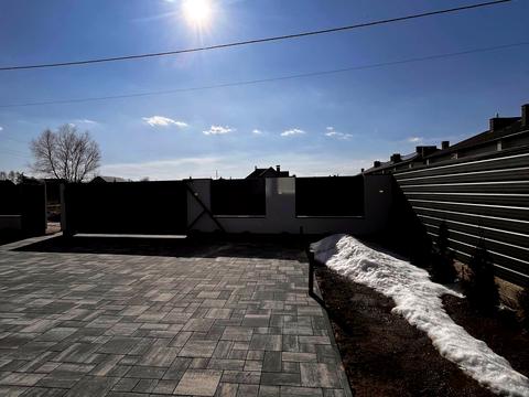 будинок за адресою Місячна вул.