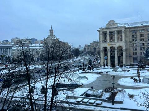 комерційна за адресою майдан Незалежності пл., 2