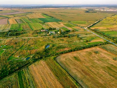 участок по адресу Яворовская ул., 15