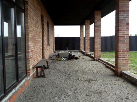 будинок за адресою Братьев Сугакив