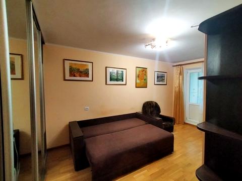 квартира за адресою Андрія Мельника вул., 12