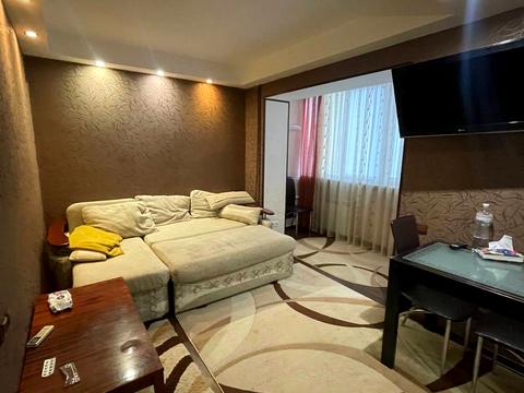 квартира за адресою Світла вул. (Будьонного), 16