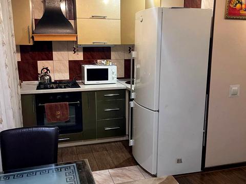 квартира за адресою Світла вул. (Будьонного), 16